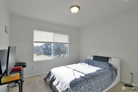 Bedroom - 933 14th Ave, Sultan, WA 98294 photo 4 of 4