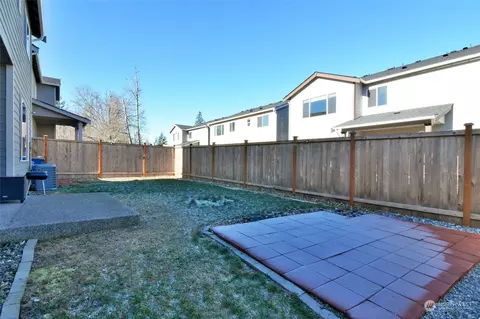 Exterior - 933 14th Ave, Sultan, WA 98294 photo 5 of 5
