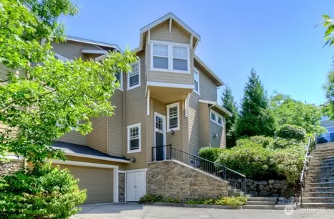1904 Juneberry Ct NE #1904, Issaquah, WA 98029