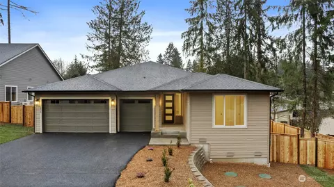 10909 145th St E, Puyallup, WA 98374
