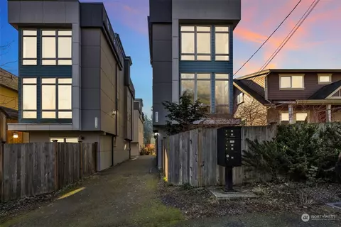 833 NW B Nw 97th St, Seattle, WA 98117