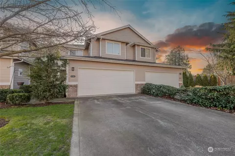 10700 SE 260th St #H103, Kent, WA 98030