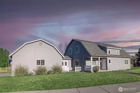 2351 Hawk Dr, Walla Walla, WA 99362