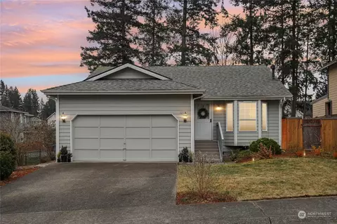 22747 SE 264th Pl, Maple Valley, WA 98038