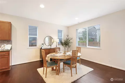 Dining - 4416 31st Ave SE, Everett, WA 98203 photo 1 of 1