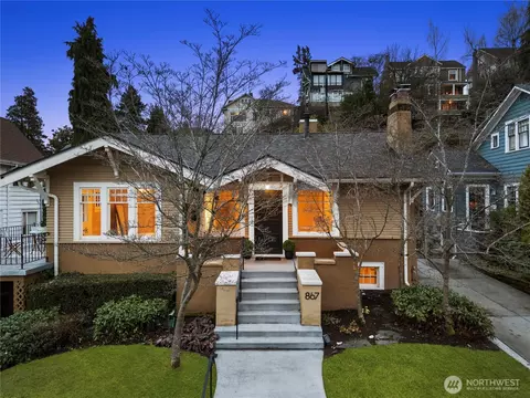 867 E Gwinn Pl, Seattle, WA 98102