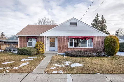 15 S Garfield Ave, Wenatchee, WA 98801