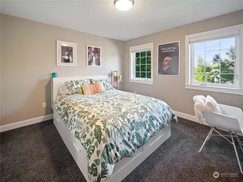 Bedroom - 1876 Shanon Ln, Enumclaw, WA 98022 photo 3 of 8