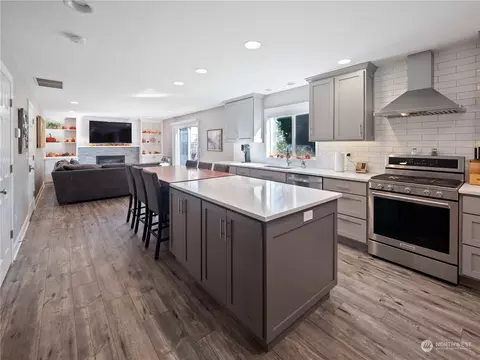 Kitchen - 1876 Shanon Ln, Enumclaw, WA 98022 photo 1 of 6