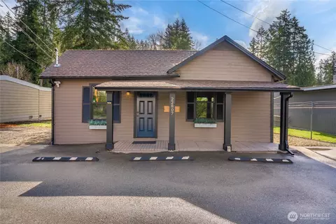 22807 SE 216th Way, Maple Valley, WA 98038