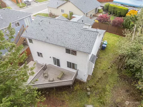 View/Area - 2909 96th Pl SE, Everett, WA 98208 photo 2 of 3