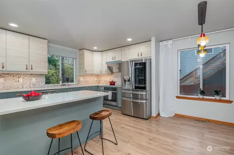 Kitchen - 2909 96th Pl SE, Everett, WA 98208 photo 1 of 2