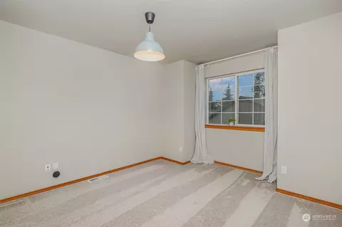 Bedroom - 2909 96th Pl SE, Everett, WA 98208 photo 4 of 4