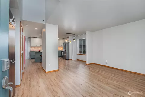 Entry Way - 2909 96th Pl SE, Everett, WA 98208 photo 1 of 2