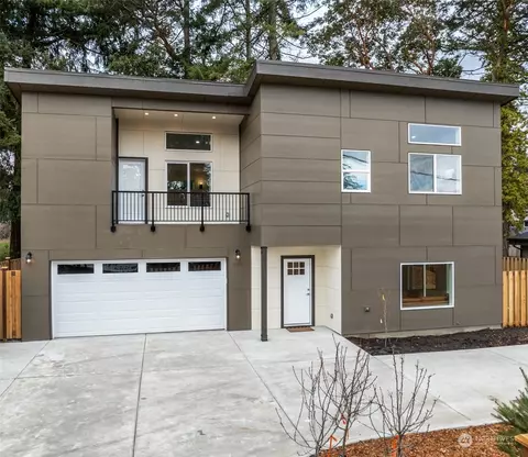 308 SW 128th St, Burien, WA 98146