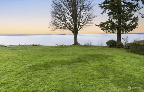 1040 N Park Dr, Everett, WA 98203 photo 8