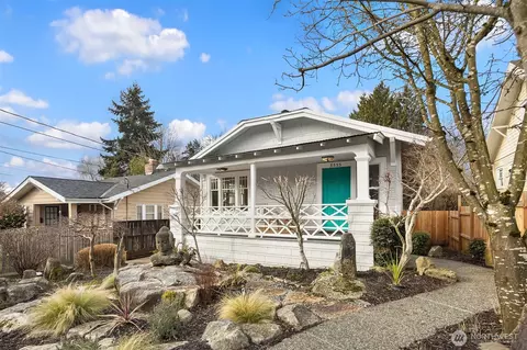 5555 30th Ave NE, Seattle, WA 98105