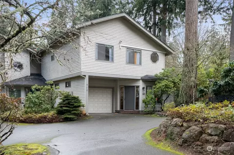 960 9th Cir, Fox Island, WA 98333