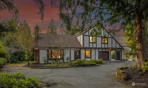 12418 Scenic Dr, Edmonds, WA 98026