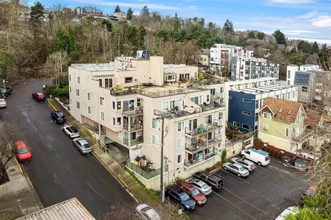 3022 SW Bradford St #2, Seattle, WA 98126