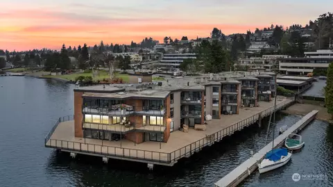 5535 Lake Washington Blvd NE #209, Kirkland, WA 98033