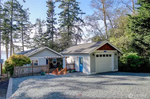 17934 Cobahud Rd, La Conner, WA 98257