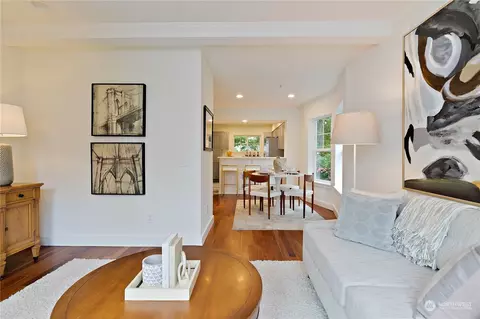 212 24th Ave E, Seattle, WA 98112 photo 9