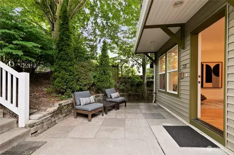 212 24th Ave E, Seattle, WA 98112 photo 35