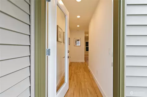 212 24th Ave E, Seattle, WA 98112 photo 31