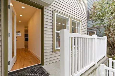212 24th Ave E, Seattle, WA 98112 photo 30