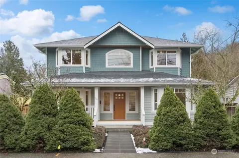 324 32nd Ave E, Seattle, WA 98112