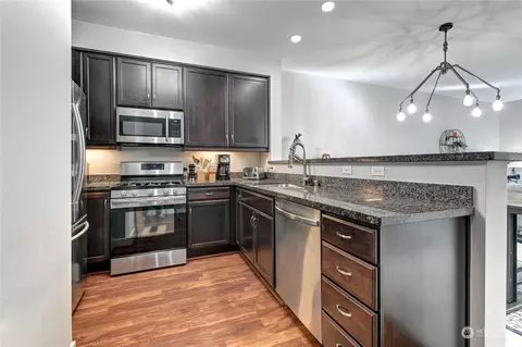 15730 116th Ave NE #B209, Bothell, WA 98011 photo 3