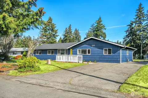 1213 136th St E, Tacoma, WA 98445