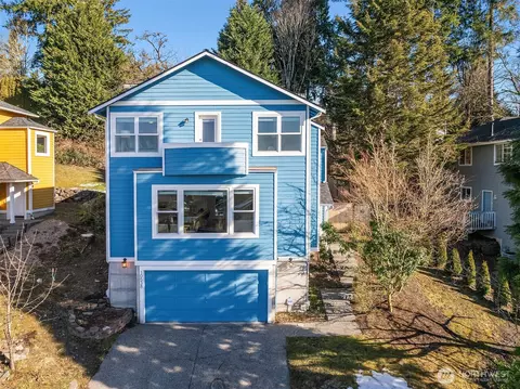 10538 157 Ave NE, Redmond, WA 98052