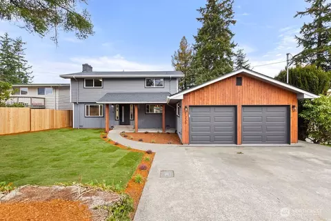1335 E Maple St, Kent, WA 98030