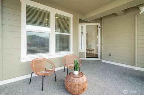 Exterior - 16815 37th Dr SE, Bothell, WA 98012 photo 3 of 4
