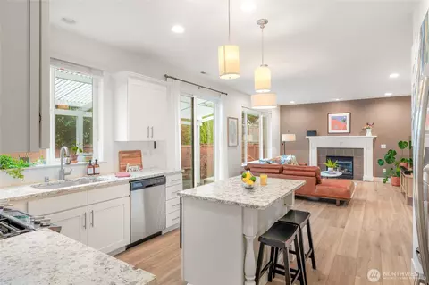 Kitchen - 16815 37th Dr SE, Bothell, WA 98012 photo 1 of 4