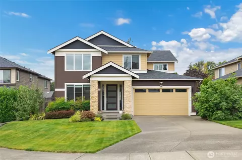 912 SW 315th Pl, Federal Way, WA 98023