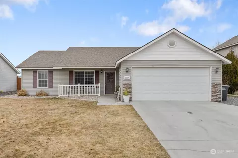 1114 W Luta St, Moses Lake, WA 98837