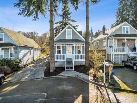 1220 E 29th St, Tacoma, WA 98404