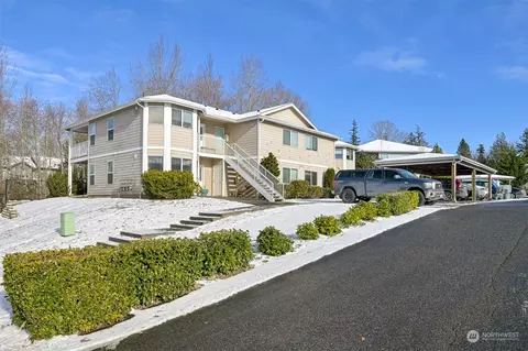 4160 Deemer Rd #102, Bellingham, WA 98226