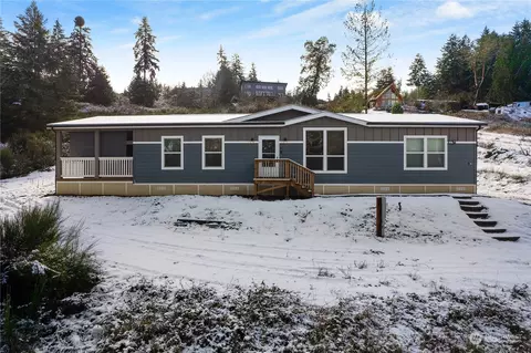 81 E Port Townsend St, Union, WA 98592