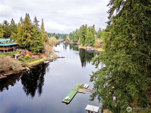 5627 Lake Saint Clair Dr SE, Olympia, WA 98513