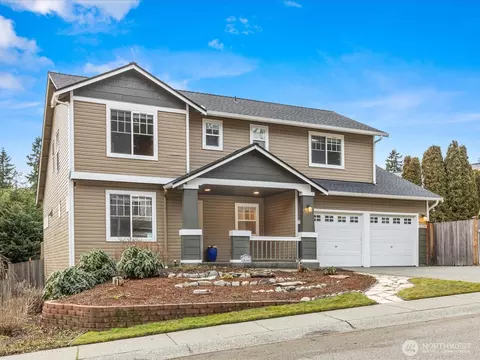 Exterior - 14320 53rd Ave SE, Everett, WA 98208 photo 4 of 11