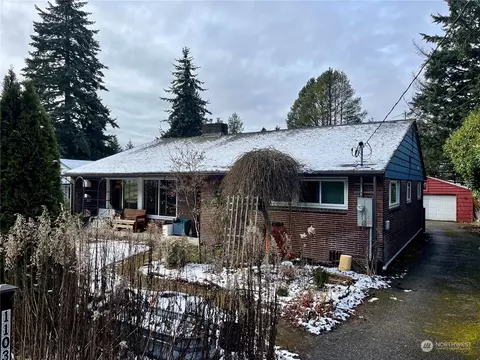 11037 15th Ave NE, Seattle, WA 98125