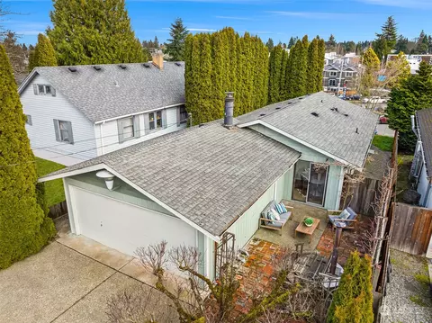 9243 18th Ave SW, Seattle, WA 98106