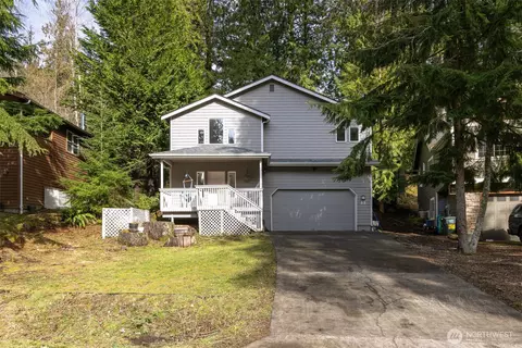 32 Lost Lake Ln, Bellingham, WA 98229