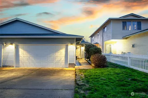 3216 Olive St, Vancouver, WA 98660