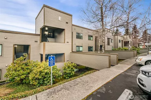4893 76th St SW #E701, Mukilteo, WA 98275