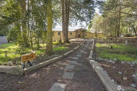 254 Simpson Rd, Sequim, WA 98382 photo 3